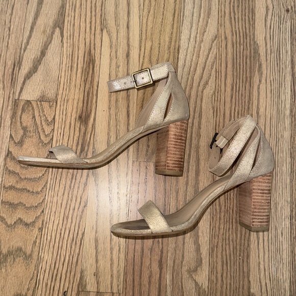 Able Champagne Gold Heels Size 6 - Picture 7 of 8